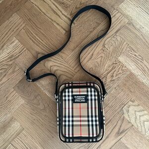 Burberry Vintage Check and Leather Crossbody Bag | ARCHIVE BEIGE 8023381